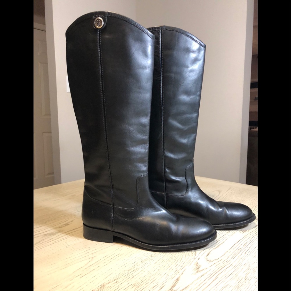 Frye Melissa Button 2 Boot - Picture 4 of 7